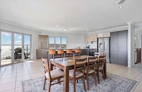 Brisbane Waterfront House | King of the Hill - Tangalooma
