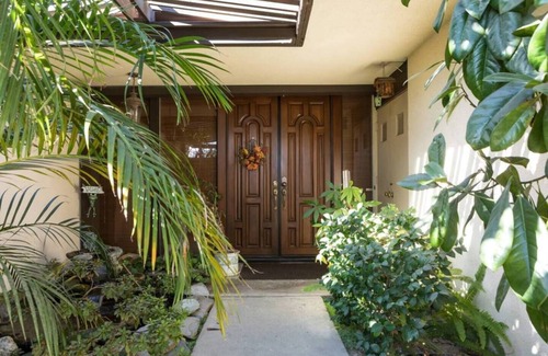 Azusa Apartment | Kingbed suite at Azusa hills Unit B