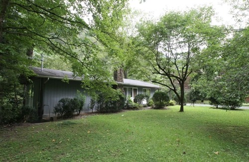 Gatlinburg Cottage | Kingfisher-River Front Property walking distance to Downtown Gatlinburg!
