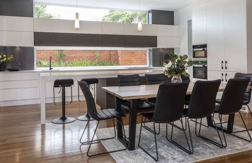 Unley Park House | KINGS CORNER live like a king in style and luxury