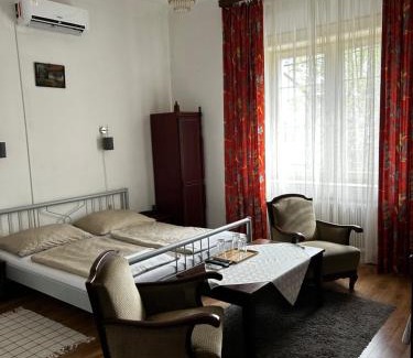 Gellert Hill House | Kis Gellért Guesthouse