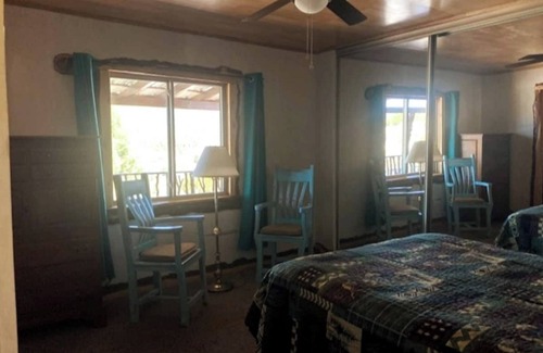 Timberon Cabin | Kit Carson Cabin 2BR Rustic w/Mountain Views