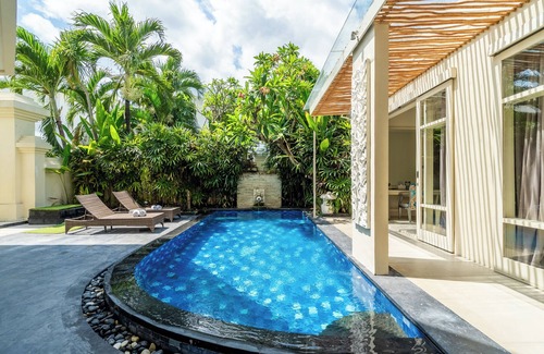 Dewi Sri Villa | KL3004 - 3 Bedroom Deluxe Villa in Central Kuta
