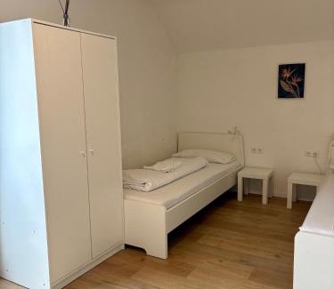 Alt-Knielingen Apartment | kleine und charmante Monteurs Unterkunft C