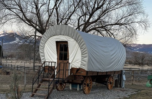 Salmon Cabin | Klondike “Conestoga” Wagon at J&J Cabins