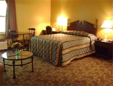 Hadley Hotel | Knights Inn Hadley