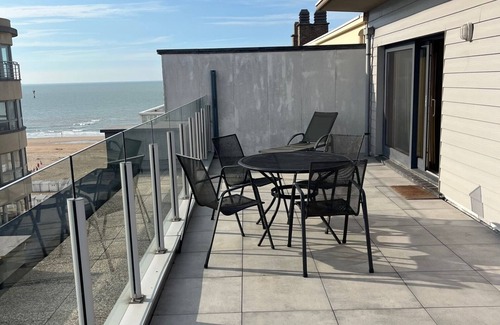 Het Zoute Apartment | Knokke Le Zoute: Apartment/flat - Knokke-Heist