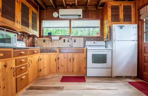 Valois House | Knotty and Nice: Sunset Views Close to Watkins Glen!