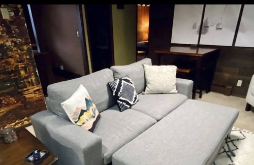 Huffman - O' Malley Apartment | Kodiak Kave- Sleeps 5, hot tub, S. Anch close to amenities!
