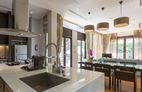 Thong Krut Villa | Koh Samui Three Bedroom Suite Pool Villa