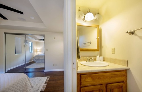 Hawaii Kai House | Koko Head Casa - Hip Modern Home Close to Hanauma Bay and Koko Crater