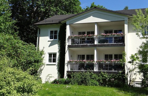 Bad Steben Apartment | Komfortables Feriendomizil (60qm) mit kostenfreiem WLAN - behindertengeeignet