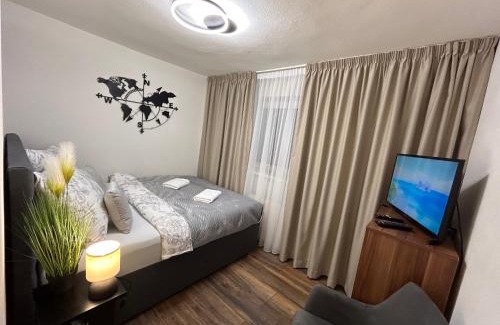Sasova Apartment | Komfortný apartmán s bazénom a súkromným parkoviskom - 24h self check-in
