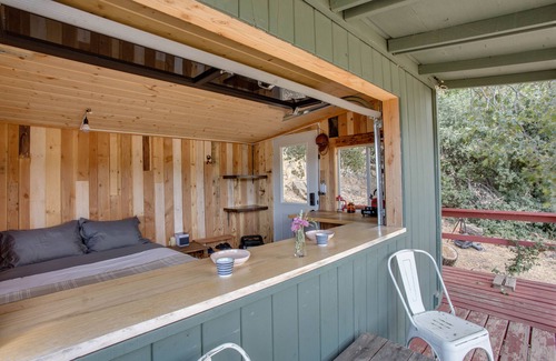 Julian Cabin | Komorebi The deer shed