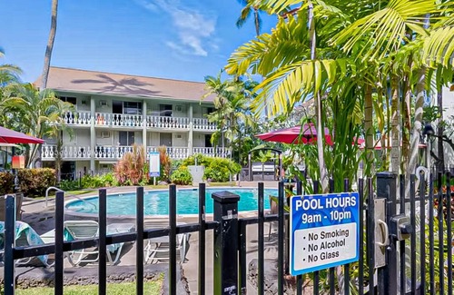 Historic Kailua Village Hotel | Kona Islander Inn 147 Tropical Oasis