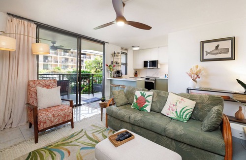 Kailua-Kona Condo | Kona Makai#1-102: Nearly Oceanfront, Ground Floor, with AC & Newly Remodeled!