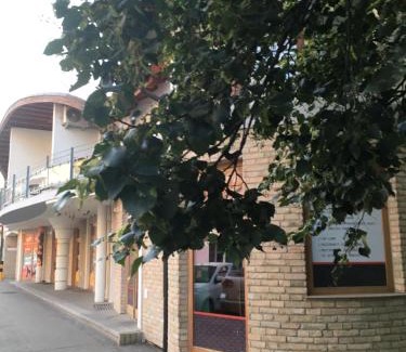 Dunajska Streda Apartment | Kondé Apartments B