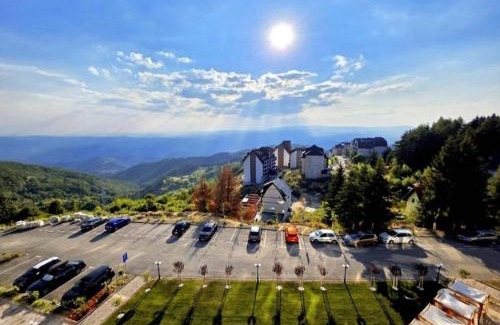 Lisina Apartment | Kopaonik Lux Resident Hill Apartman A39