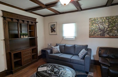 Decorah Apartment | Koreana Downtown Apartment 4