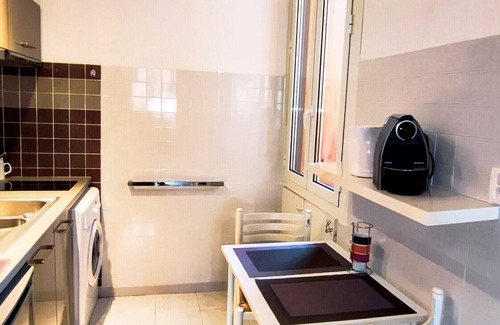 Prado - Republique Apartment | Kosy City SPA Studio