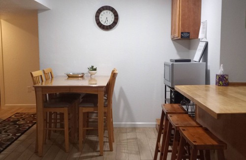 Castle Rock Apartment | Kozy Suite