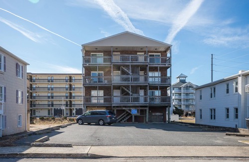 Midtown Ocean City Condo | Kristy Greg Unit 3 - Unique coastal retreat . Ocean Block!