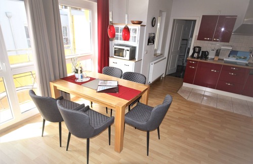 Koserow Apartment | Krusenstern - * 400m sand beach * southwest Ter/Blk Year 08 E-fireplace.