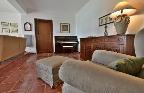 Gialos Villa | Ktima Grammeno Beachside Villa
