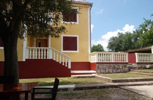 Obrovac House | Kuća za odmor Dolovi