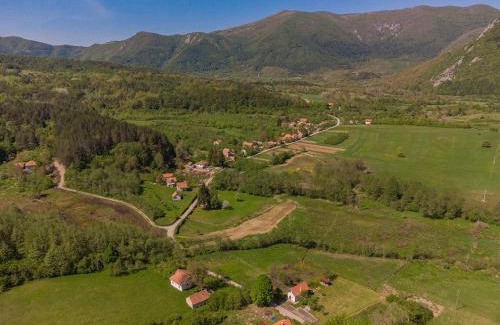 Gracac Apartment | Kuća za odmor JASENAK