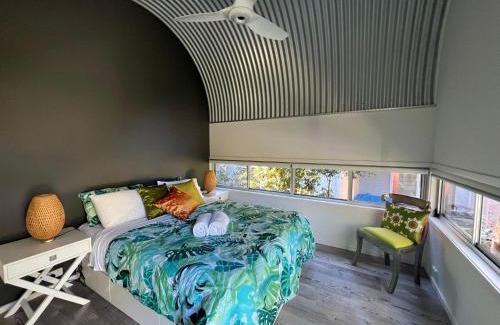 Vincentia House | Kurrambin! - Vincentia Free Wi-Fi & Linen - 300m From the beach