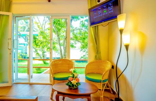 Ahangama Bed & Breakfast | Kurumba Luxury Cabin