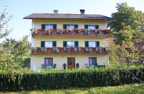 Augsdorf House | Kusternighof