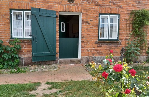 Gleschendorf Apartment | Kutscherstube - 2-raum-fewo mit Terrasse