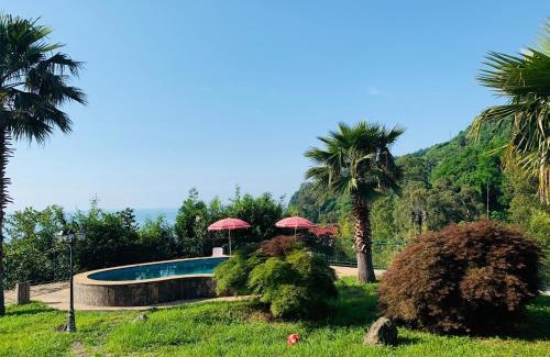 Kvariati House | Kvariati Villa, Sea & Mountains