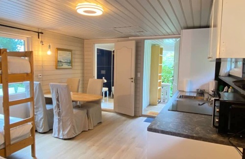 Kristiansand Cabin | Kveldsro cabin in nice surroundings