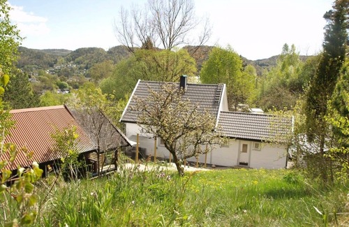 Kristiansand Cabin | Kveldsro cabin in nice surroundings