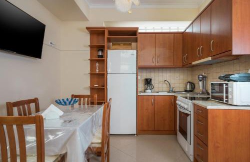 Kolymbari Apartment | Kyma beach accommodation Corali apartment 4 guests