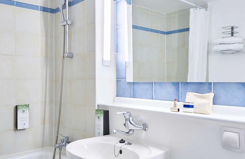 Evreux Hotel | Kyriad Direct Evreux