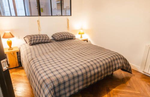 Dieppe Apartment | L'établissement TOIMOINOU, Hyper-centre, vue marché, proche mer 150m, lits faits à votre arrivée, serviettes de toilette, ménage, inclu, Netflix, accueil en personne