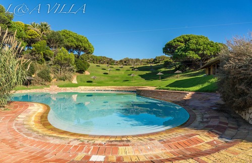 Prainha House | L&A VILLA- with private pool-3 bedrooms with AC