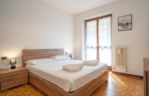 Introbio Apartment | L'Abete - Introbio Apartment