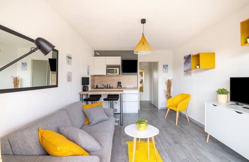 Pornichet Apartment | L'Abri-Cotier - Studio terrasse à 50m de la plage !