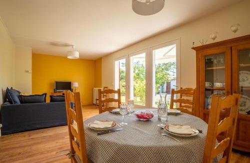 Aire-sur-l'Adour Apartment | L'Aire du temps - 4 couchages - jardin - parking - bbq