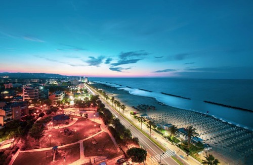 Montesilvano Apartment | "L'ALA SUL MARE" - COZY APARTMENT TWO STEPS FROM THE SEA