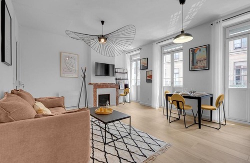 Saint - Aubin - Dupuy Apartment | L'Améthys - Charmant appartement pour 4
