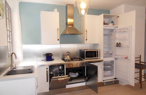 Cotignac Apartment | L'Appart, charm and confort