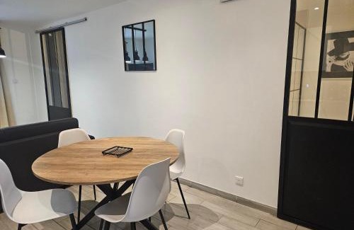 Saint-Germain-du-Corbeis Apartment | L appartement du Clos Loret - Alençon