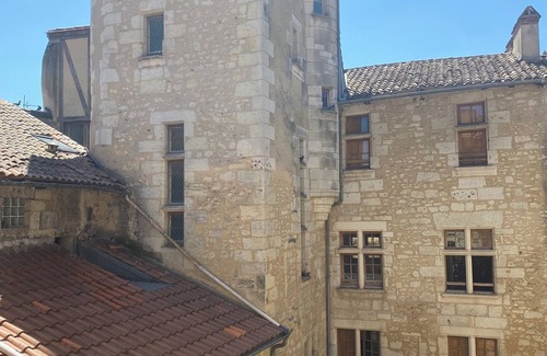 Perigueux Apartment | L Appartement Particulier dun Hôtel Particulier Datant du Xvieme Siècle