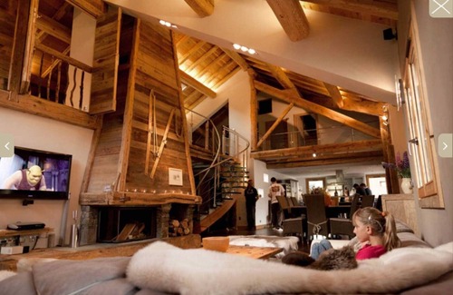 Valloire Apartment | L'AUREA: Charming apartment for 14 people